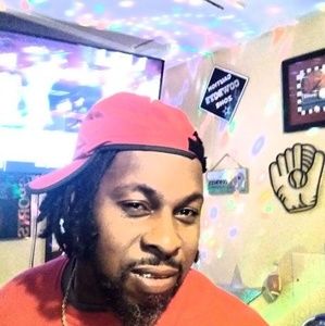 Meet your Posher, Gregory